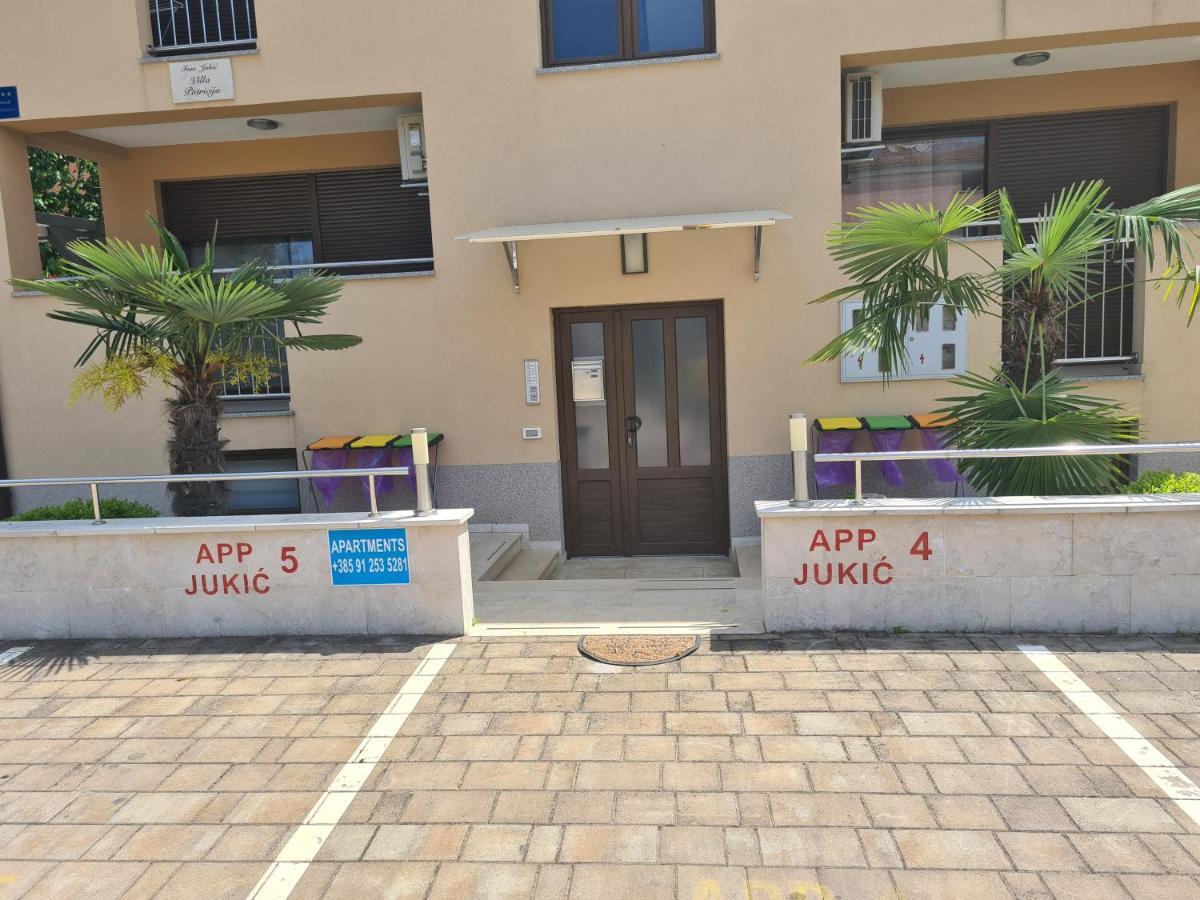 Apartments Jukic Πόρετς Εξωτερικό φωτογραφία