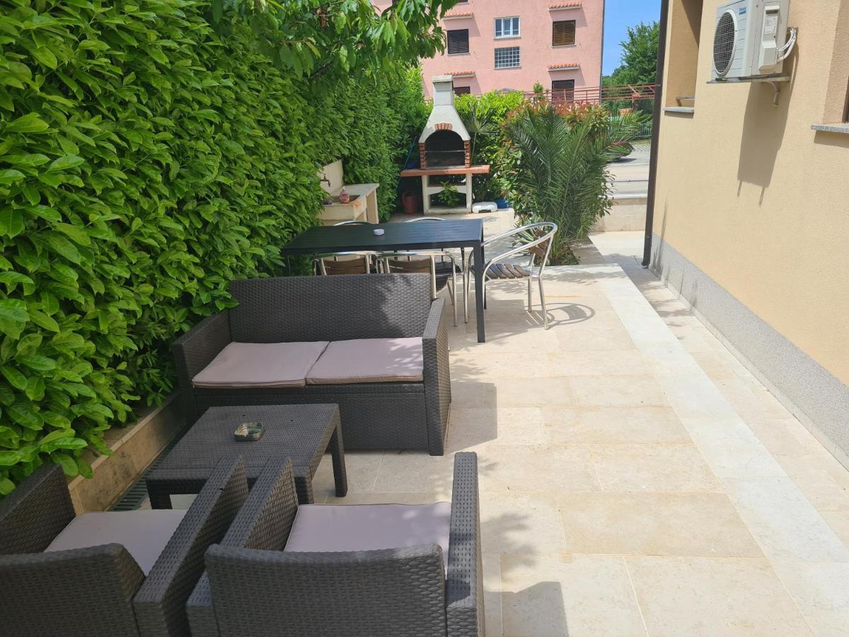 Apartments Jukic Πόρετς Εξωτερικό φωτογραφία
