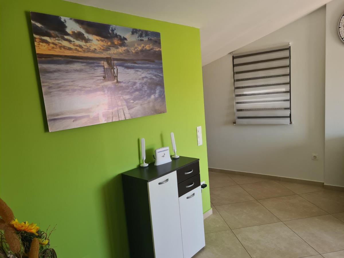 Apartments Jukic Πόρετς Εξωτερικό φωτογραφία