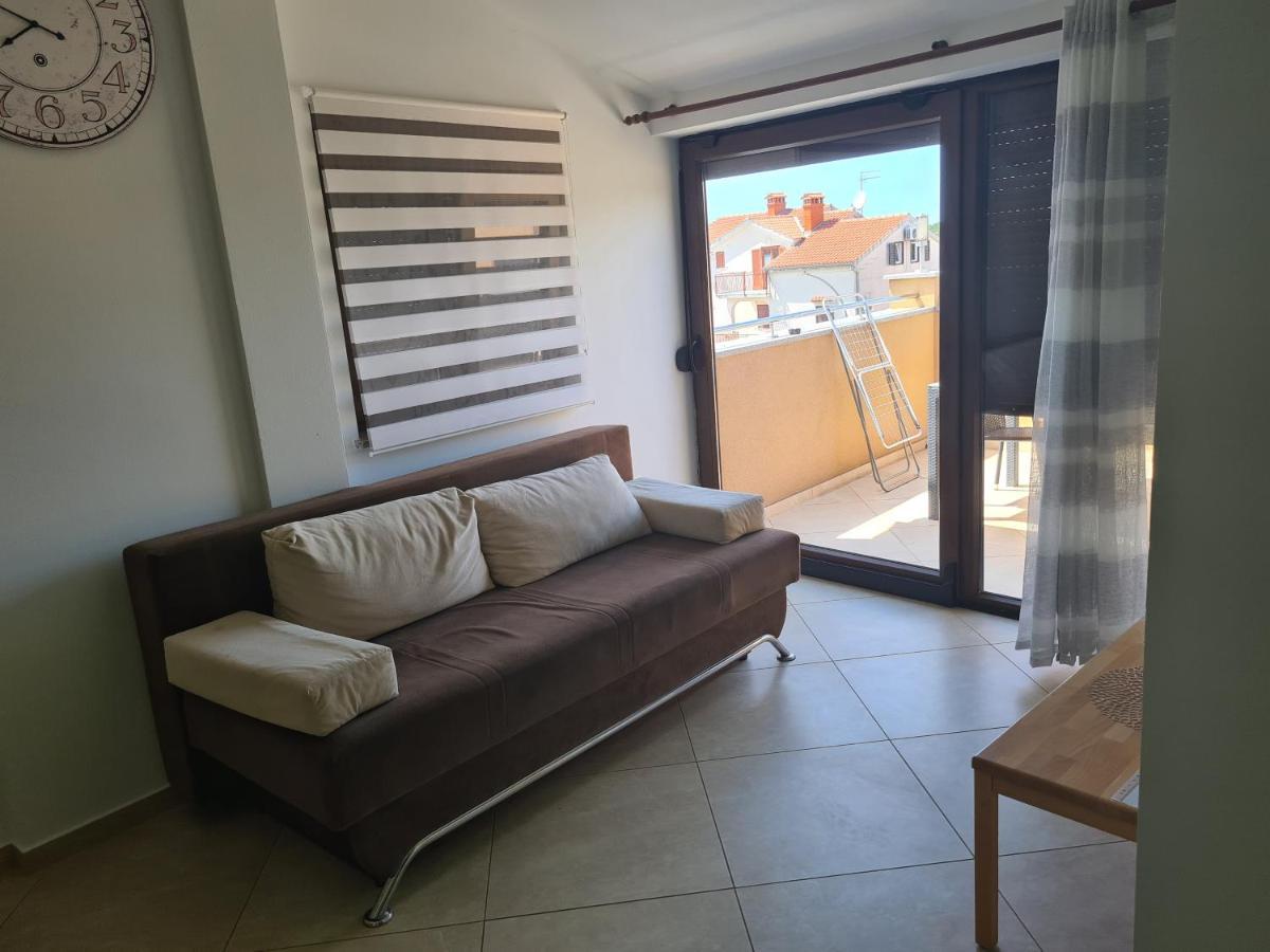 Apartments Jukic Πόρετς Εξωτερικό φωτογραφία