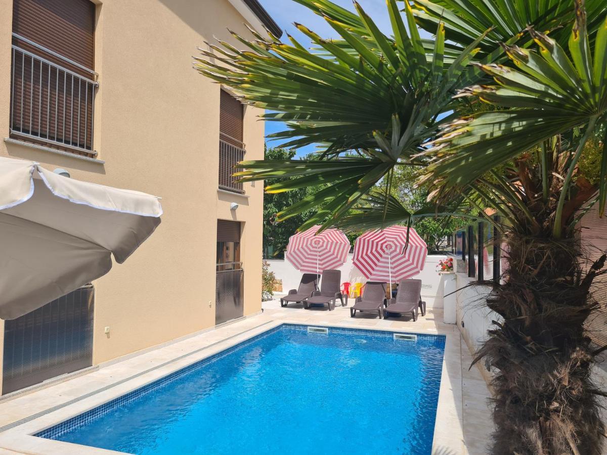 Apartments Jukic Πόρετς Εξωτερικό φωτογραφία