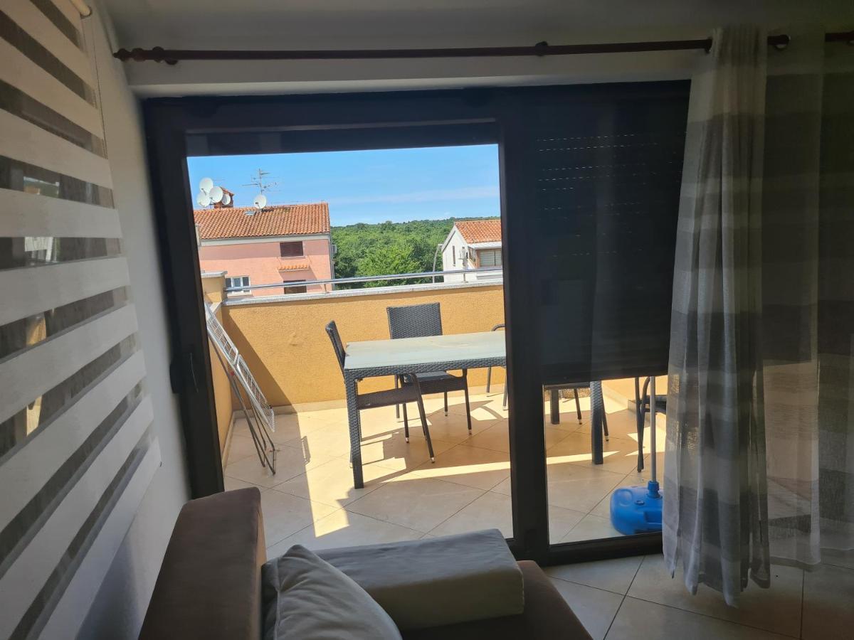 Apartments Jukic Πόρετς Εξωτερικό φωτογραφία