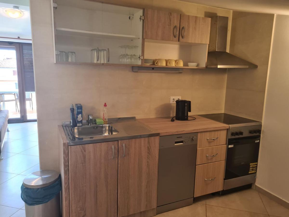 Apartments Jukic Πόρετς Εξωτερικό φωτογραφία
