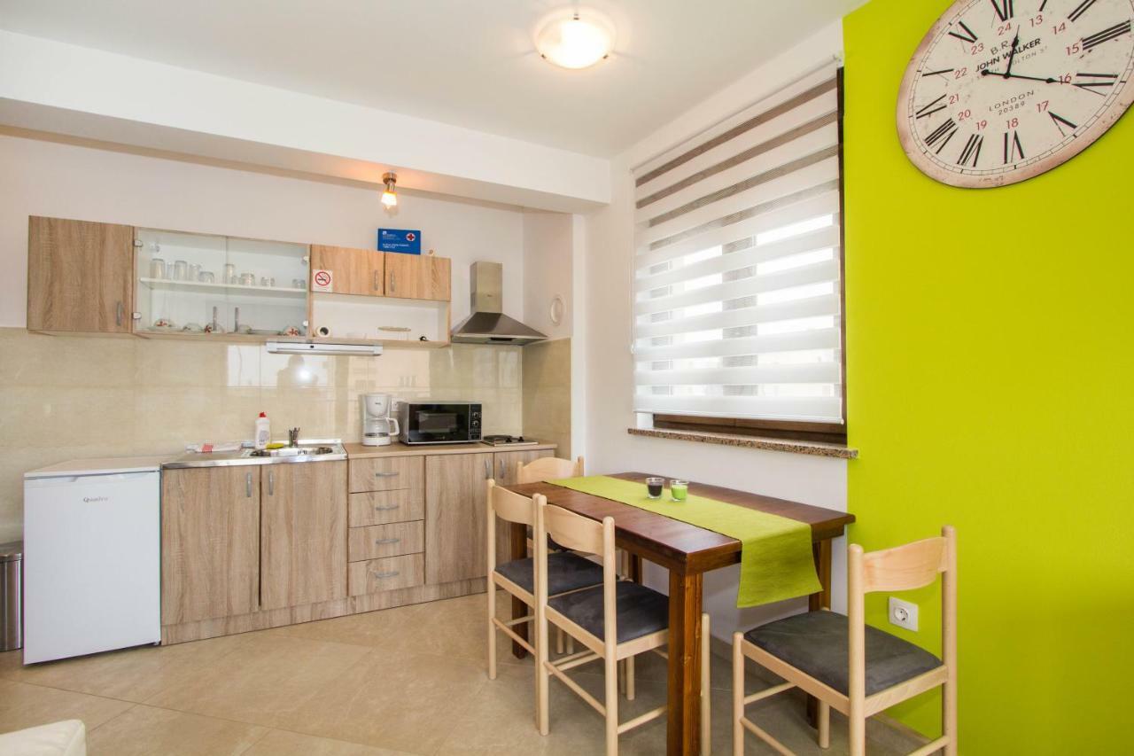 Apartments Jukic Πόρετς Εξωτερικό φωτογραφία
