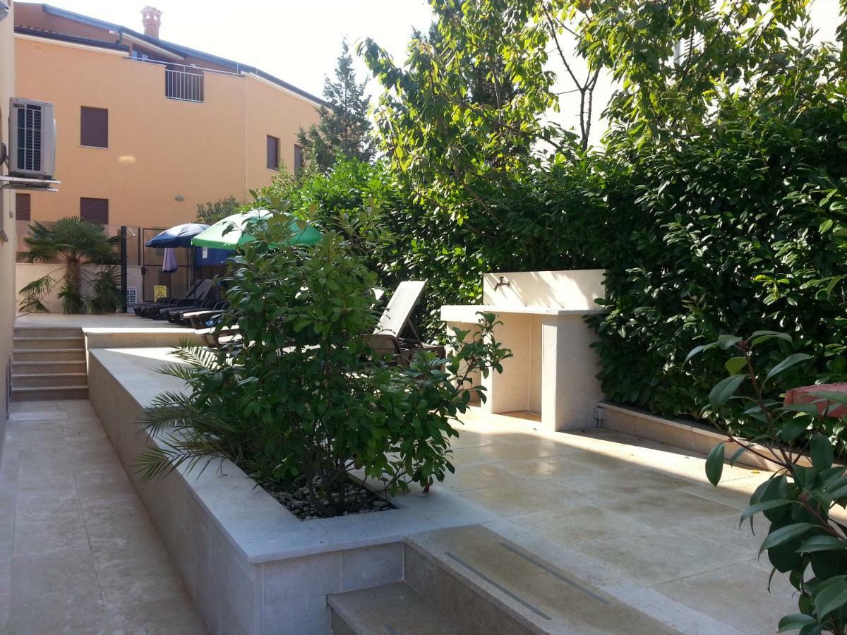 Apartments Jukic Πόρετς Εξωτερικό φωτογραφία